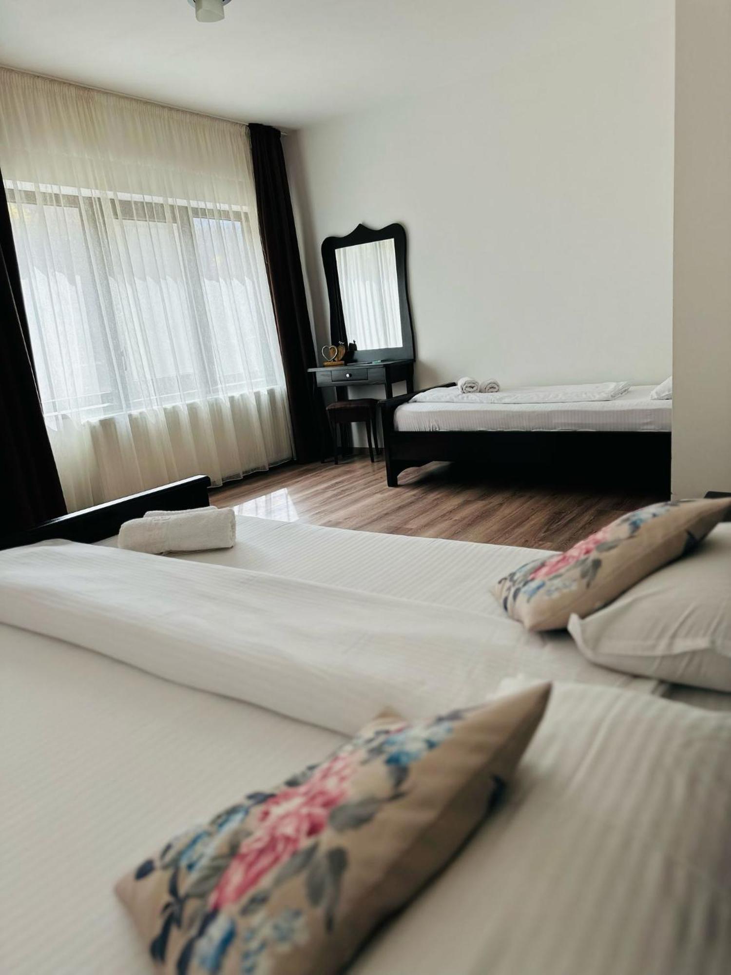 Casa Valea Cernei Hotell Isverna Rum bild