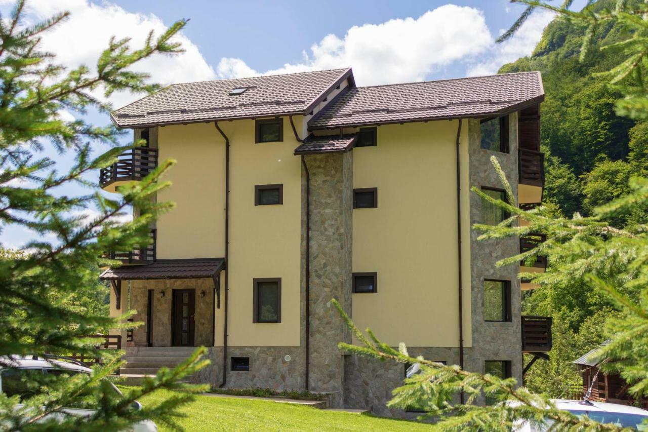 Casa Valea Cernei Hotell Isverna Exteriör bild